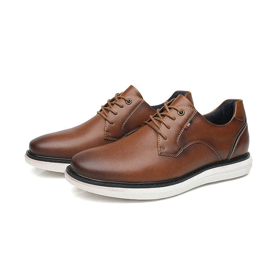 Zapatos casuales de la marca de lujo para hombres